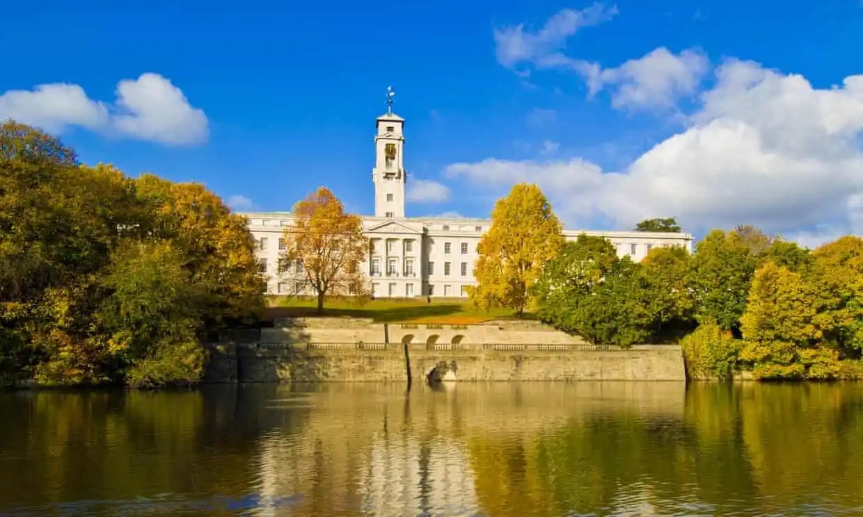 英国诺丁汉大学