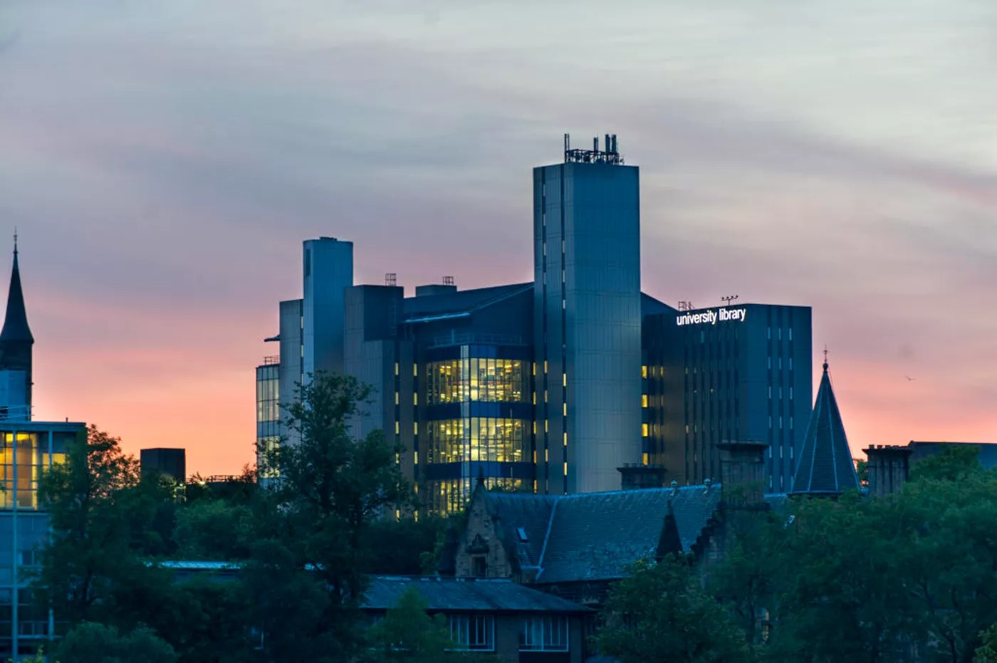英国格拉斯哥大学
